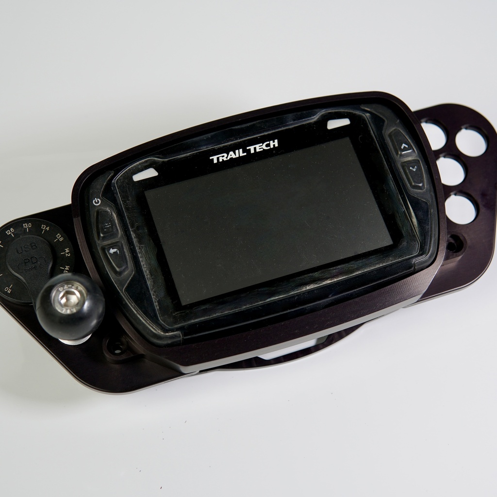 Voyager Pro Dash